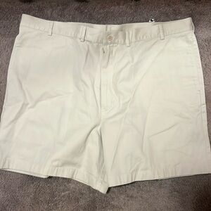 Lands’ End chino short